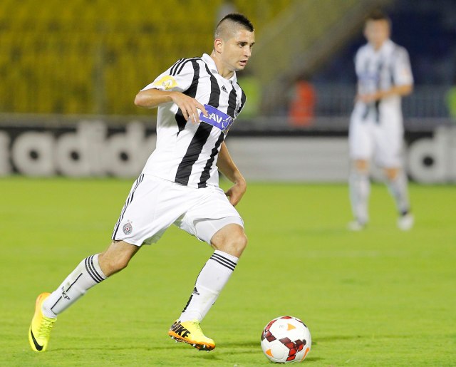 Partizan Nasao Desnog Beka Svog Bivseg Igraca B92