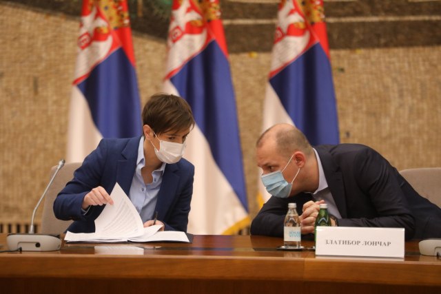 "Do polovine 2021. veæi deo Srbije æe biti vakcinisan, u utorak odluka o Novoj godini"