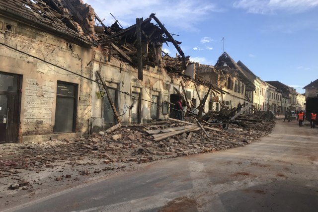 Five earthquake victims; "This is like Hiroshima"; Serbia offers help