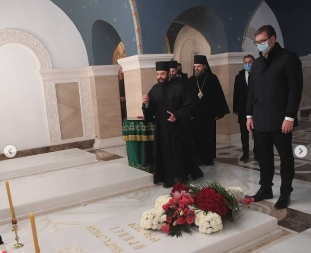 Vucic attended memorial service for Serbian Patriarch Irinej PHOTO