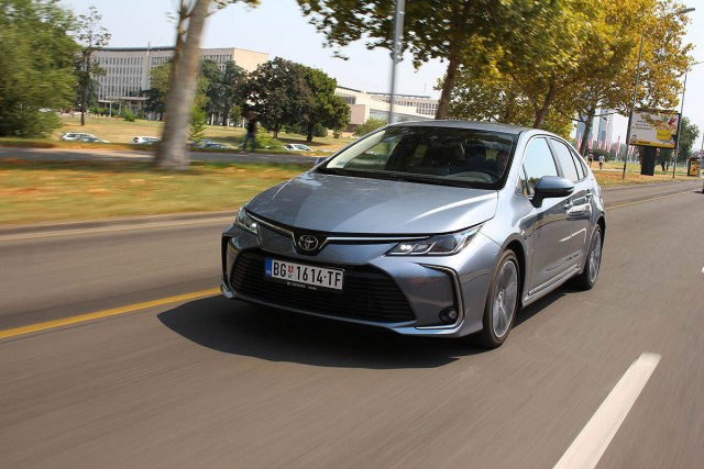 Test: Toyota Corolla 1.6 Valvematic Sol