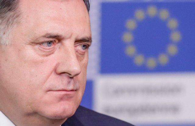 Novi napadi na Dodika; "Spao si na prosjaèenje"