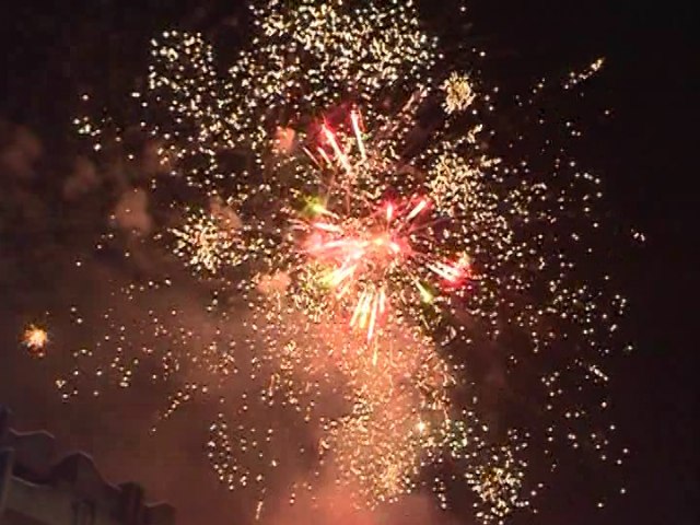 Ponoæni vatromet za doèek Srpske Nove godine oduševio Jagodince VIDEO