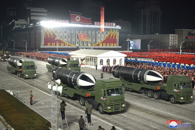 Kim pokazao "najmoænije oružje"; "SAD je najveæi neprijatelj"