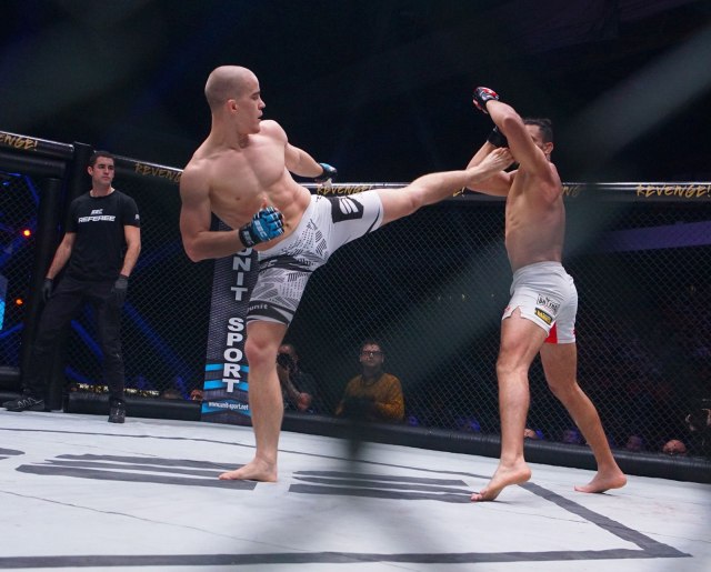 Duško Todorović na velikoj UFC sceni juri 11. trijumf