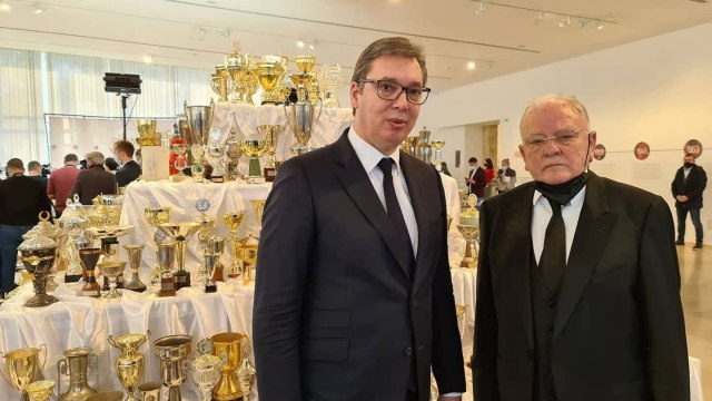 Vuèiæ at the ceremony of the Lifetime Achievement Award to Dusan Duda Ivkoviæ VIDEO - Vimarsana News