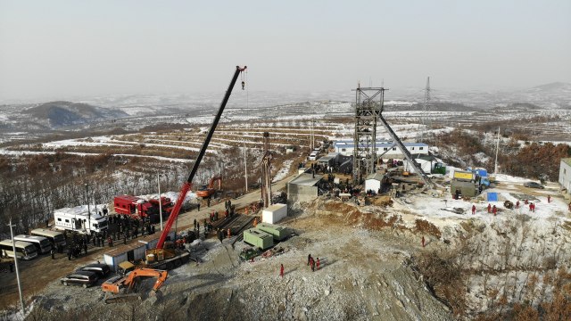 Spasioci su u telefonskom kontaktu sa rudarima zarobljenim u kineskom rudniku