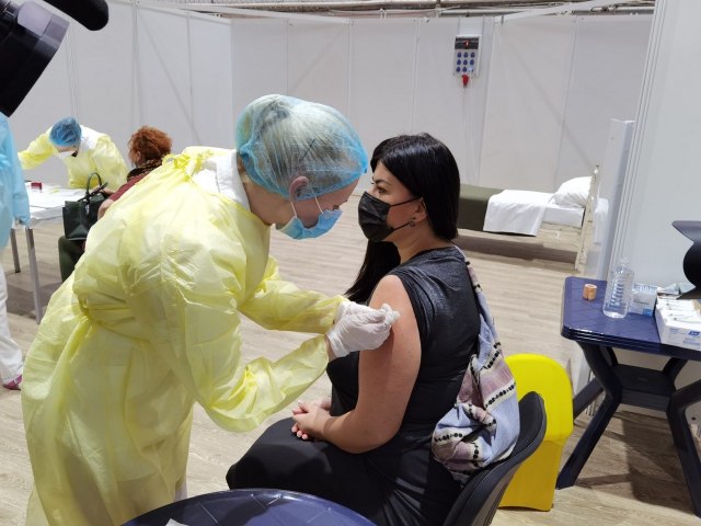 U Novom Sadu počela masovna imunizacija VIDEO/FOTO