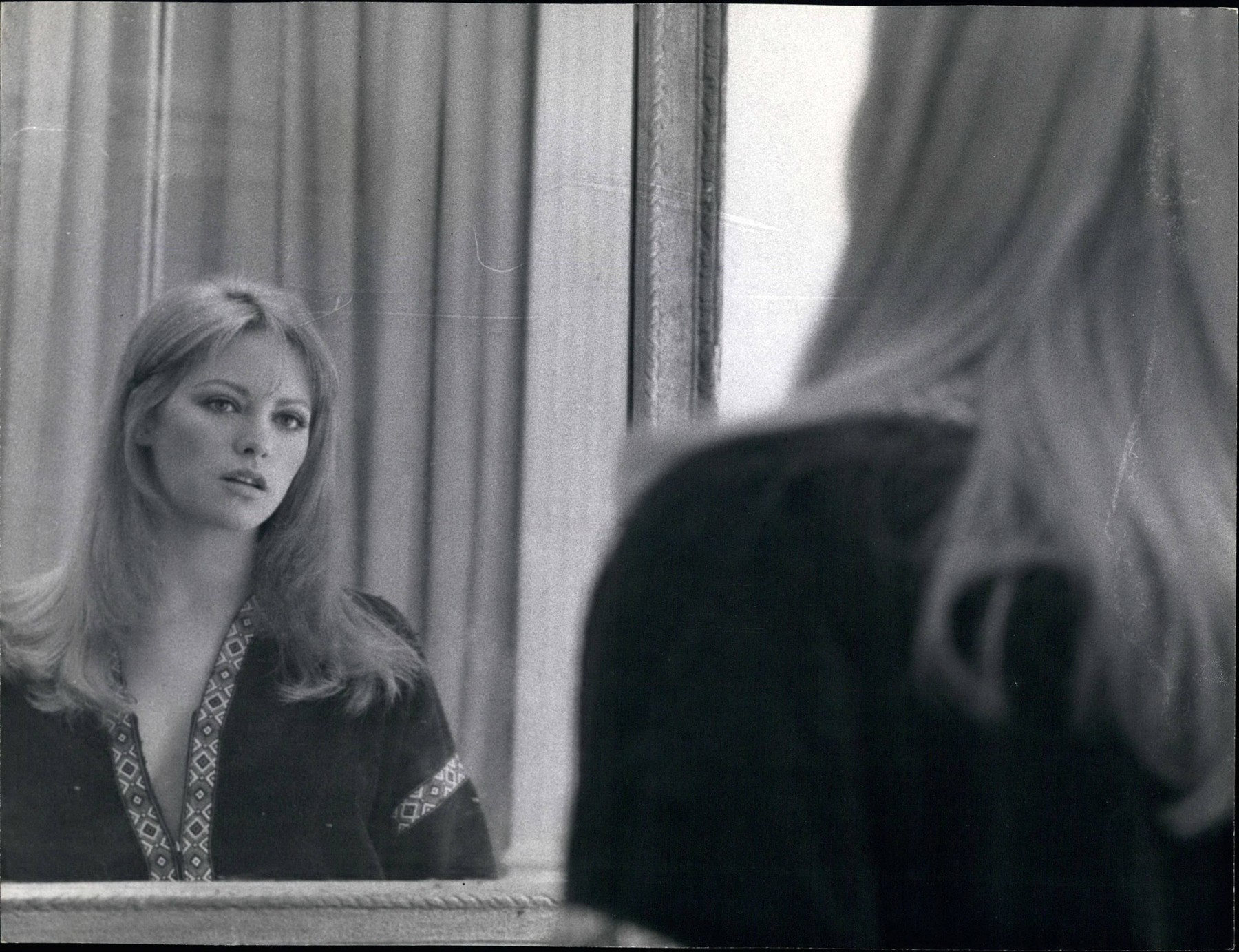 Kada je video Natali, Alen Delon je postao opčinjen njome iako je bio u vezi sa prelepom Romi Šnajder