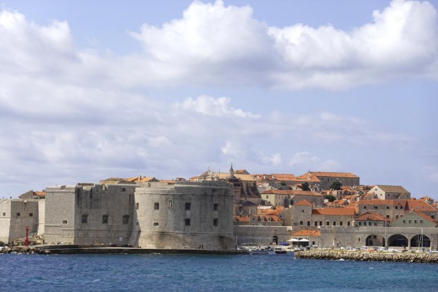 Dubrovnik: Održan protest podrške naèelniku policijske stanice optuženom za seksualno uznemiravanje VIDEO