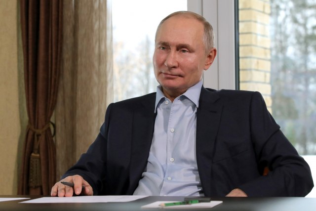 Putin: Palata nije moja, ispiraju vam mozak FOTO
