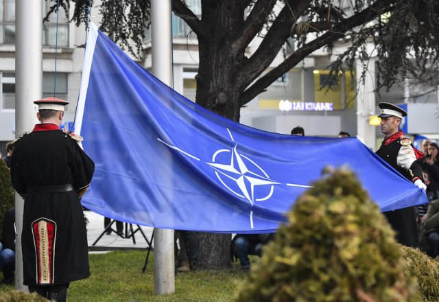 "Lideri Alijanse æe doneti odluke da bi NATO bio još jaèi"