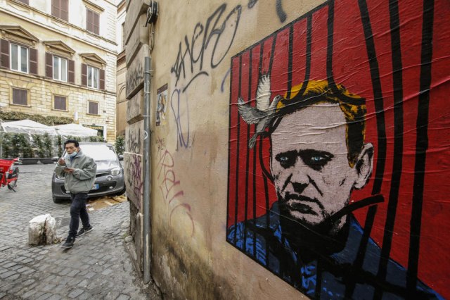 "Navaljni nije politièki zatvorenik"