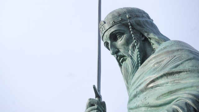 Danas sveèano otkrivanje velelepnog spomenika Stefanu Nemanji. Biæe i Vuèiæ