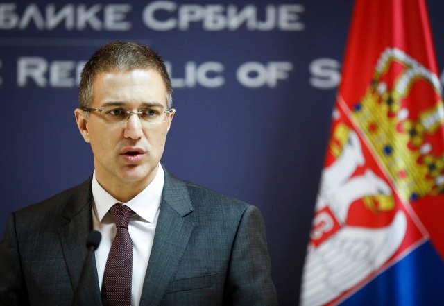 Stefanović podržava uvođenje obaveznog vojnog roka: 
