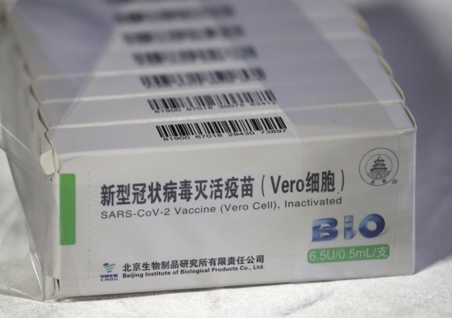 Chinese vaccine  arrives - half a million of doses