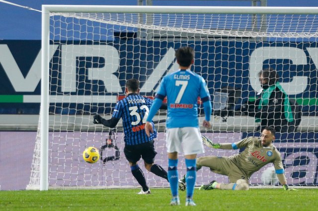 Atalanta nadigrala Napoli za finale Kupa VIDEO