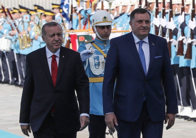 Sporazum o auto-putu Sarajevo–Beograd: Za stolom Dodik i Erdogan