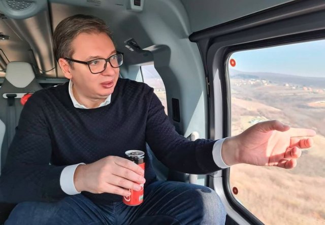 Vučić iz helikoptera: Ne mogu a da ne podelim sa vama oduševljenje FOTO