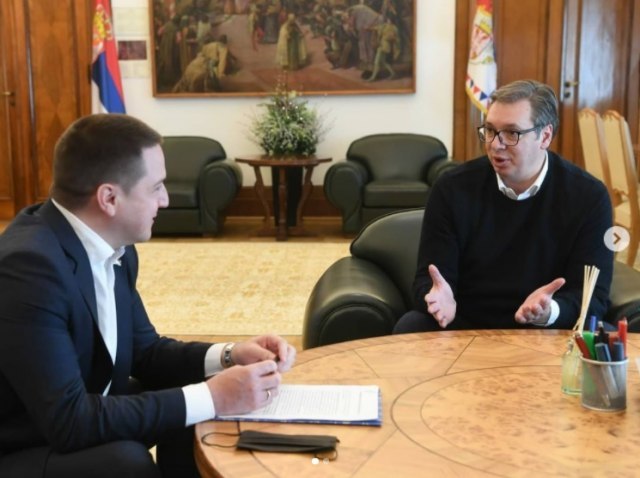 Vuèiæ met with Ružiæ: Most important textbooks to be part of Serbian publishing house