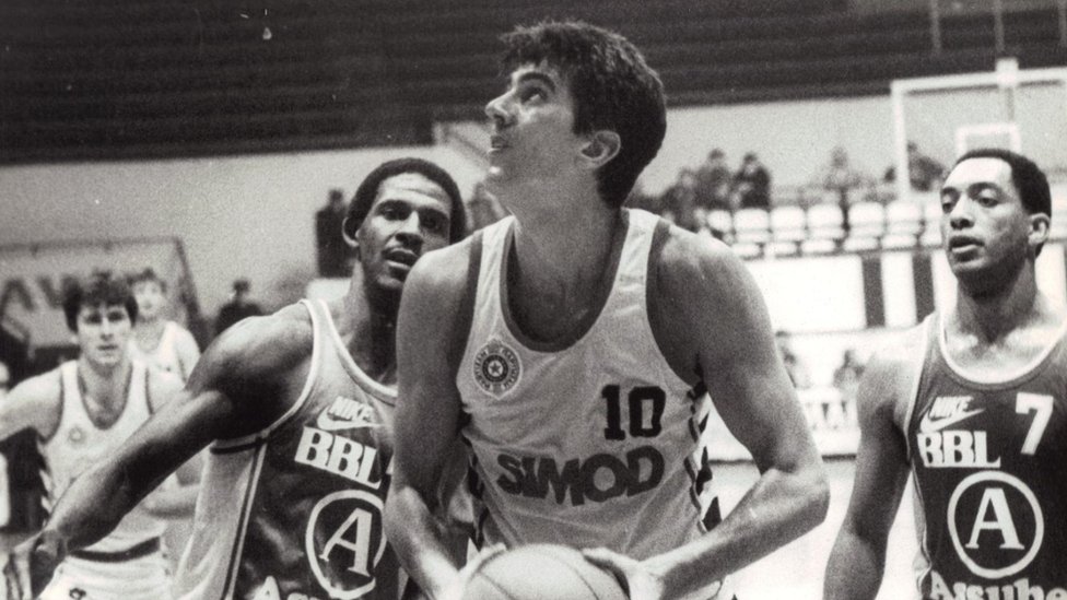 Milenko Savović, legendarni košarkaš Partizana: Panker pod obručima
