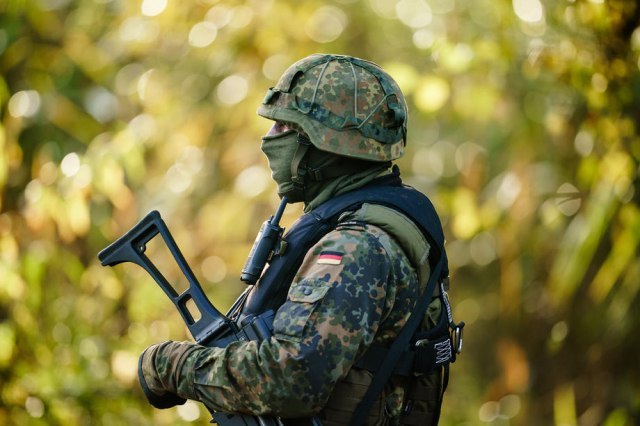 "Novi treæi put" analizira: Zašto Nemaèka ne ulaže (dovoljno) u vojsku?