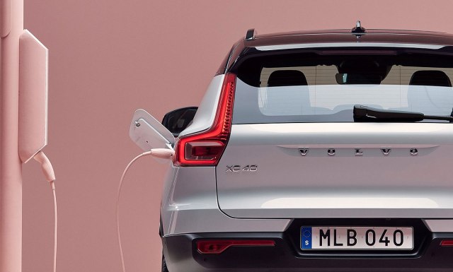 Volvo će potpuno preći na proizvodnju električnih automobila do 2030.