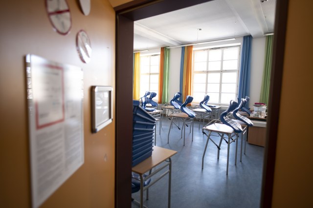 U beogradskim školama 305 zaraženih; "I dalje ispod jedan odsto"