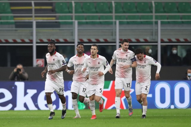 Milan sa penala u 97. minutu do boda, Lazović asistent u pobedi Verone VIDEO