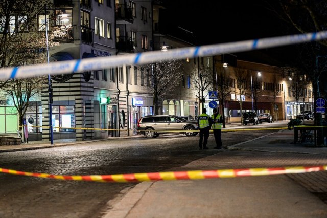 Osmoro ljudi ranjeno u Švedskoj, teroristièki napad? VIDEO/FOTO