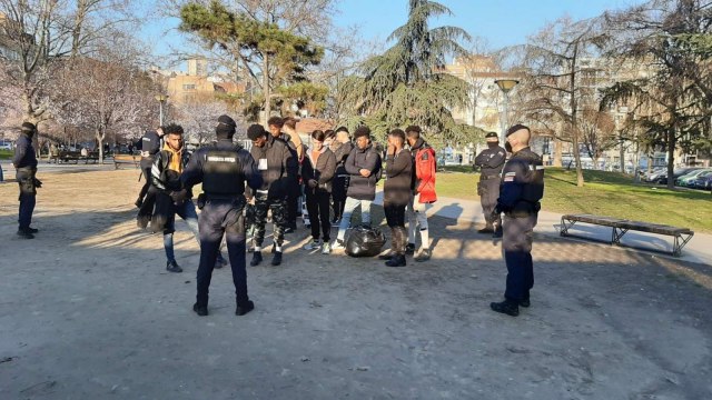 Otkrivena 24 ilegalna migranta u Beogradu FOTO