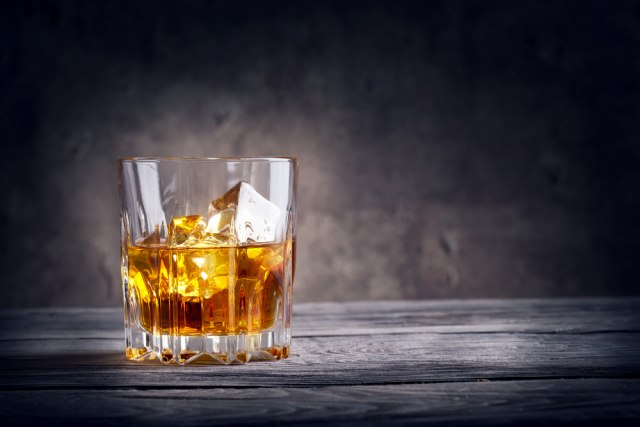 Postignut dogovor: Suspendovane carine na viski