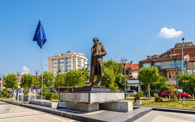 Apel na Kosovu i Metohiji: Ne izlazite iz kuæa bez preke potrebe