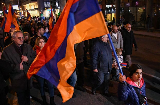 Jermenija: Opozicija se sutra ponovo sastaje sa predsednikom