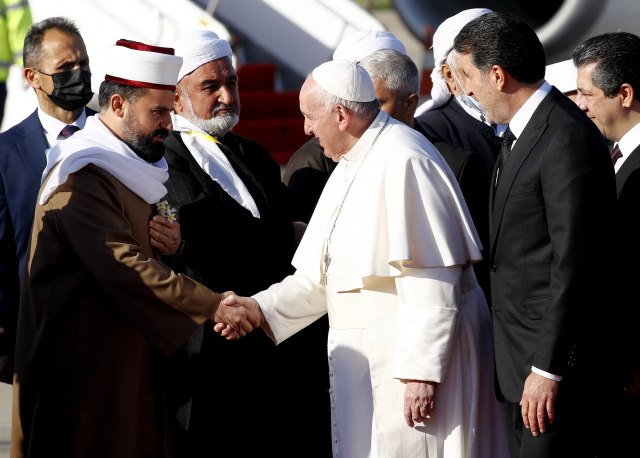 Papa Franja: Posetio sam Irak uprkos porastu sluèajeva korone