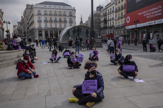 U Španiji Dan žena ipak obeležen protestima FOTO