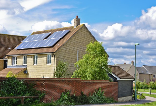 Svaka kuæa i stan moæi æe da proizvode struju solarnim panelima: Evo koji su uslovi