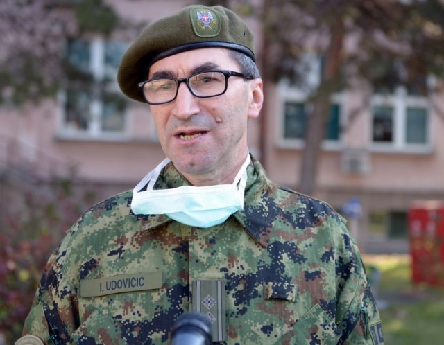 Pukovnik dr Udovičić za B92.net: Pomozite nam; najteže mi pada kada pacijent umre