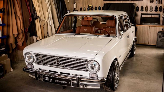 Lada iz snova – legendarni model dobio luksuzni izgled za 50. roðendan FOTO