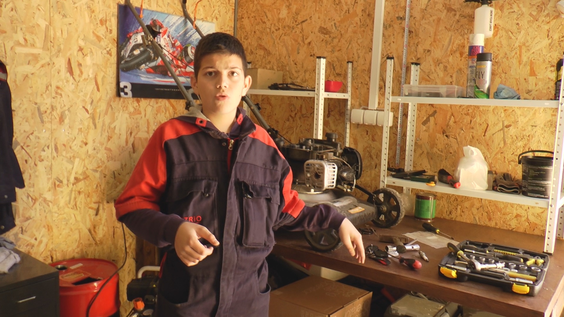 Nikola je najmlađi automehaničar u Srbiji: Ima samo 13 godina i već zavidan staž - popravlja kvarove i barata znanjem kao veliki!