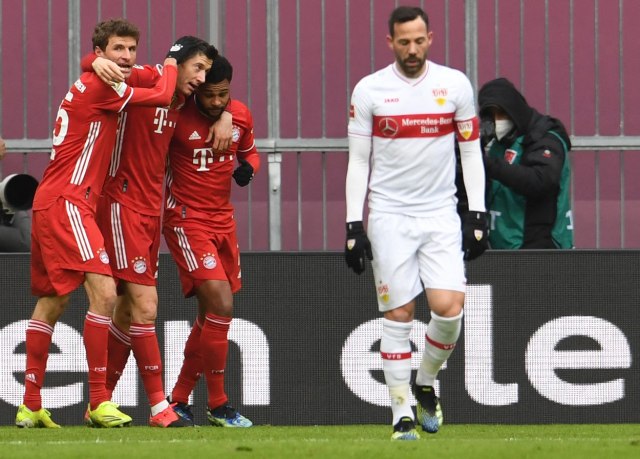 Bajern dao 4 gola za 20 minuta – sa igraèem manje! VIDEO