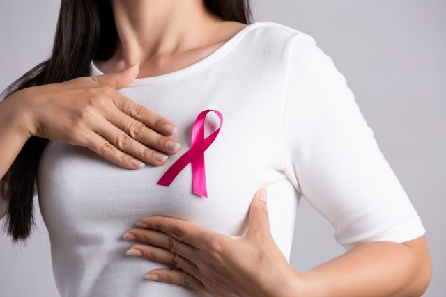 Zakažite pregled: Danas se obeležava Nacionalni dan borbe protiv raka dojke