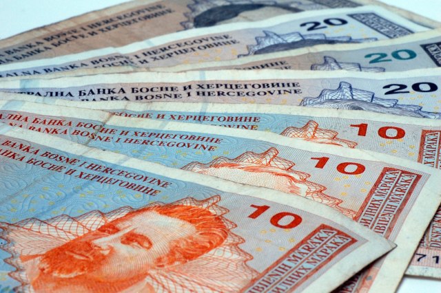 Kolika je prosečna plata u Republici Srpskoj?