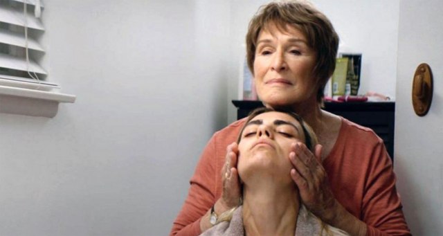 Mila Kunis neprepoznatljiva u novoj drami VIDEO