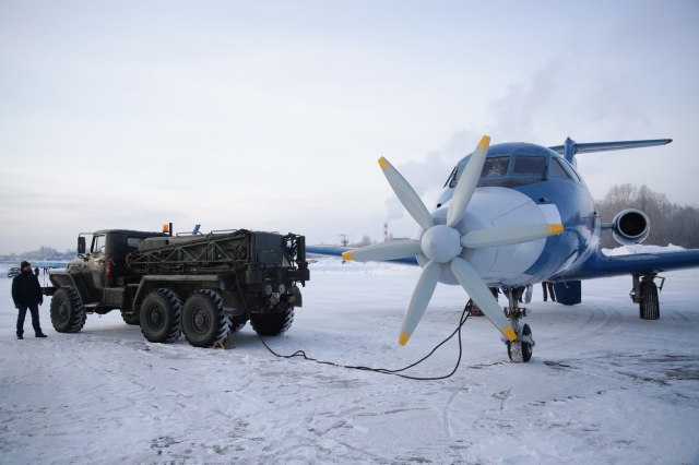 Rusija predstavlja prvi električni avion na svetu FOTO
