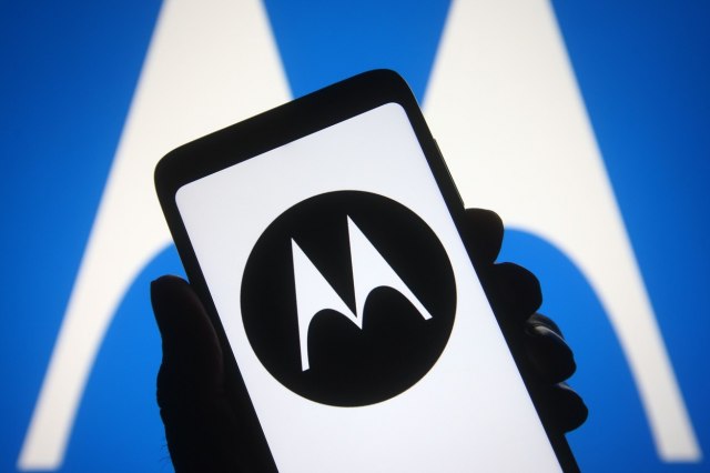 Uz novi Update, Motorola Edge Plus postaje PC