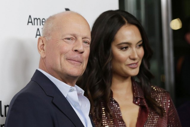 Nije ni sanjao da će se opet tako zaljubiti: Žena Brusa Vilisa mlađa 23 godine!