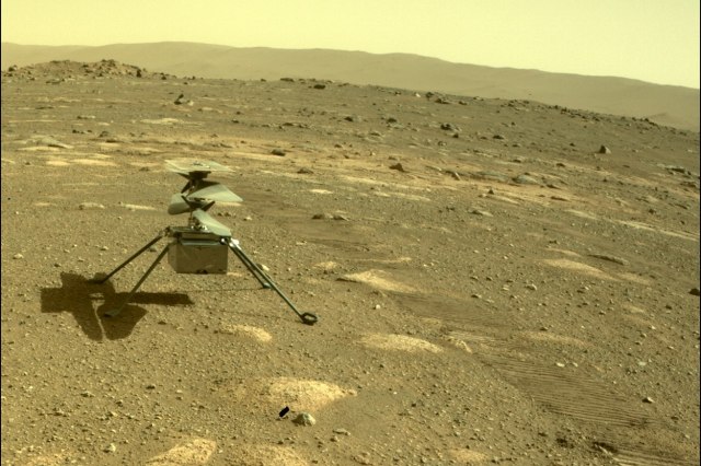 Helikopter rovera na Marsu uspešno sleteo na Crvenu planetu