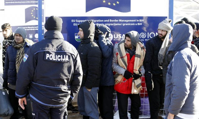 Misija UN upozorila na nasilno izbacivanje migranata; Hrvatska negira nasilje
