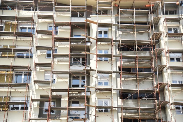 Cena stanova u Beogradu neumoljivo raste, u prigradskim naseljima niču zgrade